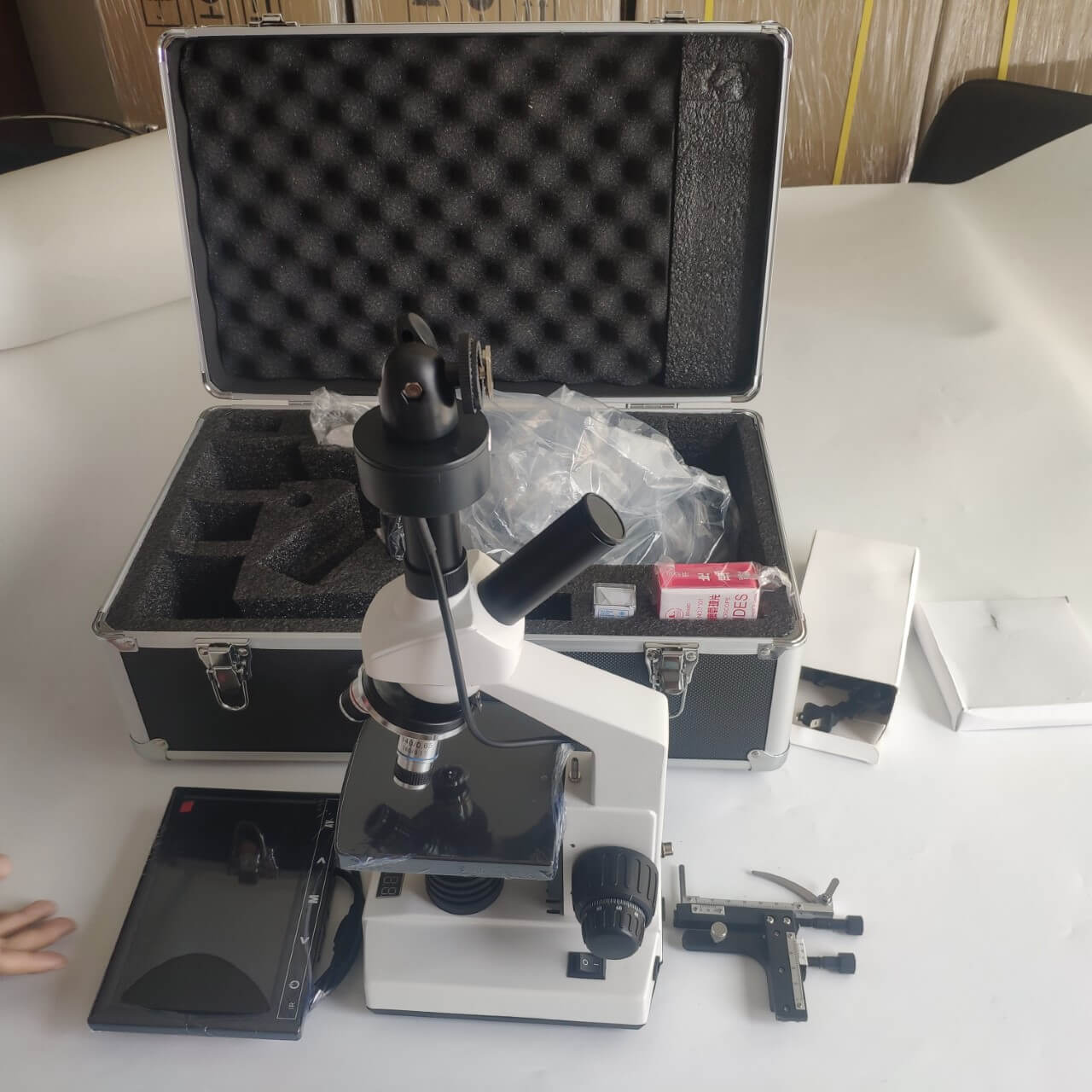 Microscopio Veterinario con visor LED de nueva generación